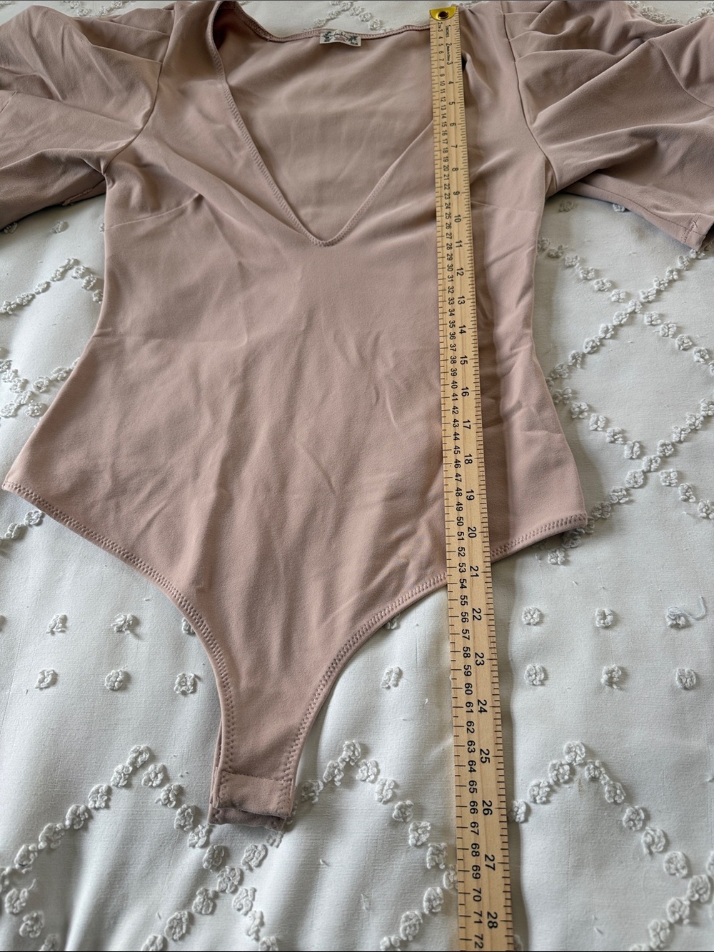 Free People Puff Sleeve V-Neck Bodysuit Blush Size Small NWOT - Picture 8 of 9
